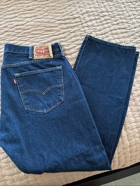 Levi's 501 Men's Deep Blue Straight Leg Jeans 38 x 30